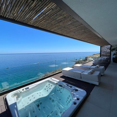 Mystique Luxury Suite Achlia Экстерьер фото
